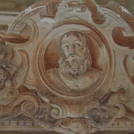 Palazzo Roncalli לינה וארוחת בוקר