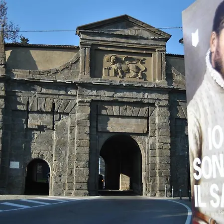 לינה וארוחת בוקר Palazzo Roncalli ברגמו